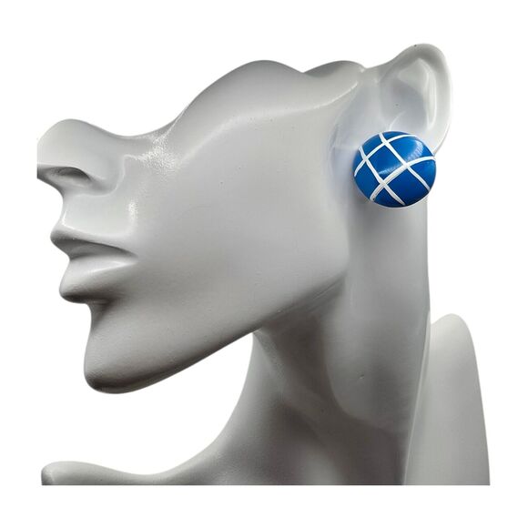 Button Dome Pierced Earrings Round Shaped Blue & White Hand Painted On Metal - Picture 2 of 8